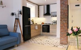 Comfy With Great City View By Cooee Apartments